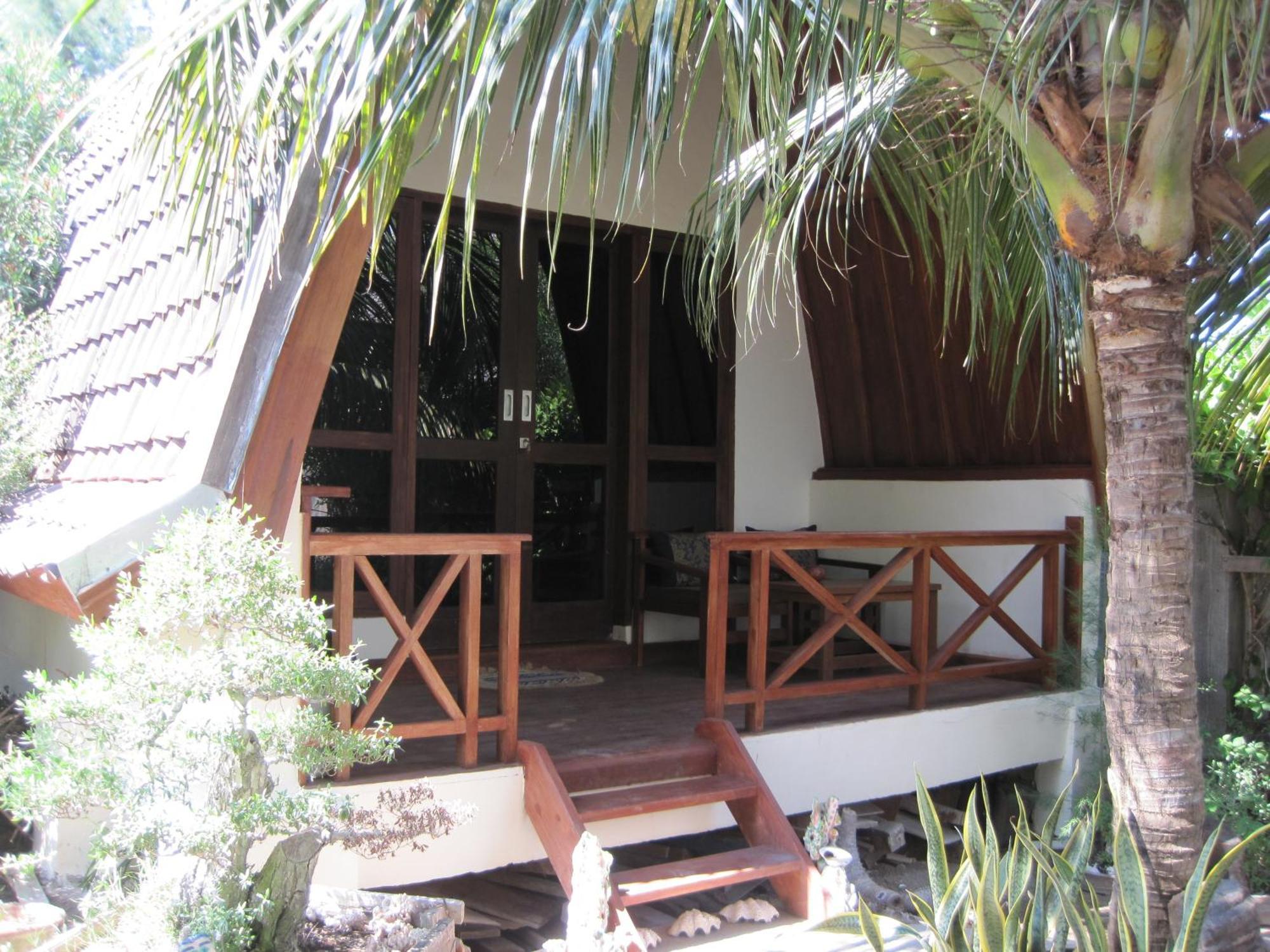 D'Gilian Bungalow Gili Trawangan Exterior photo