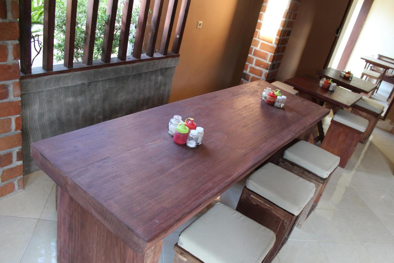 D'Gilian Bungalow Gili Trawangan Exterior photo